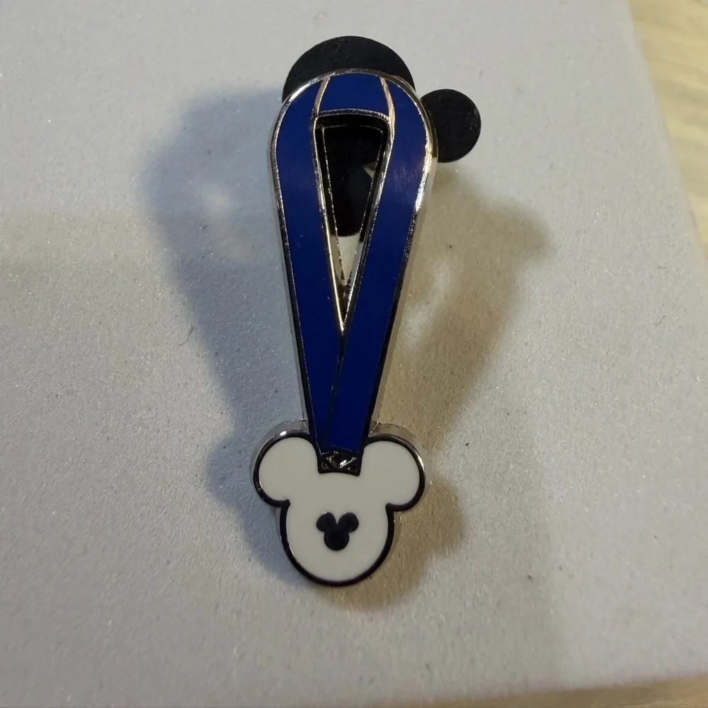 💙3/$20 DISNEY TRADING PIN